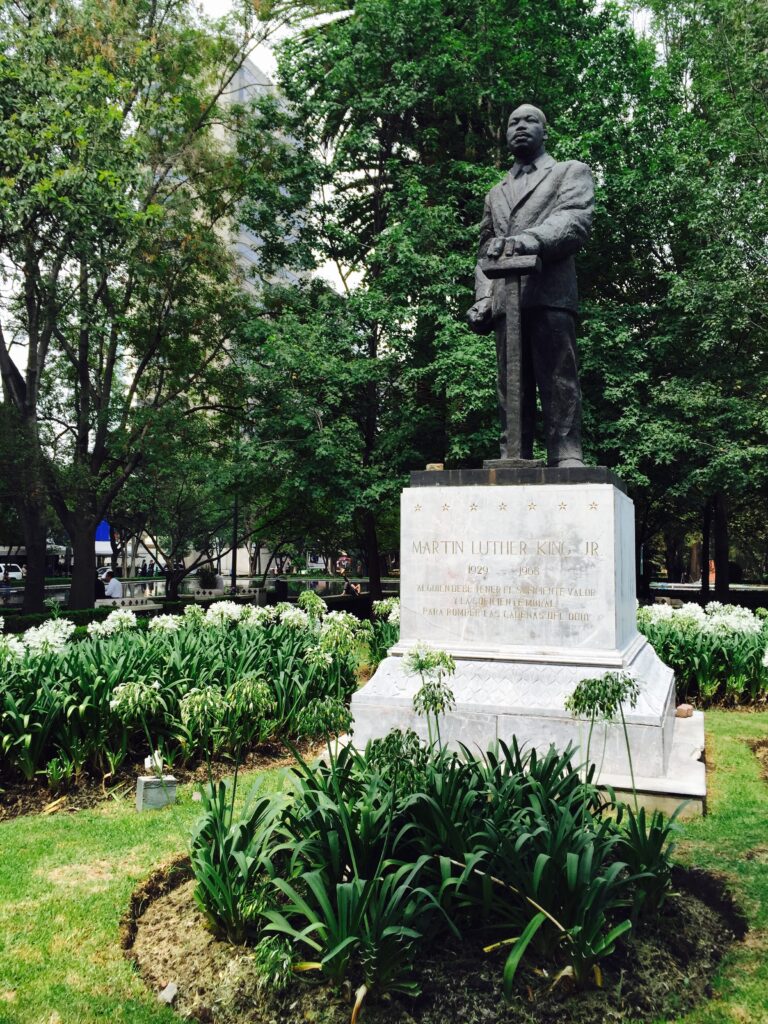 Statue of Martin Luther King, Jr. in Lincoln Park, Polanco, Mexico City