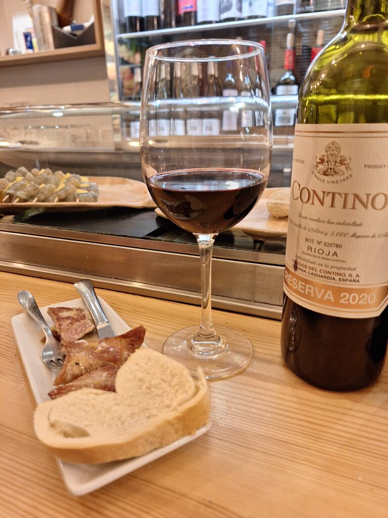 Tapa and wine at JUAN Y PINCHAME- Logrono