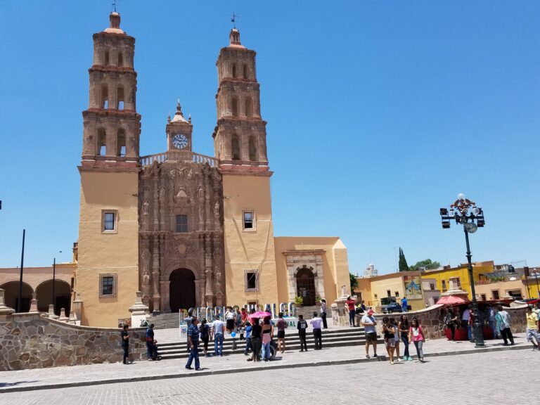 Day Trip to Dolores Hidalgo and Atotonilco