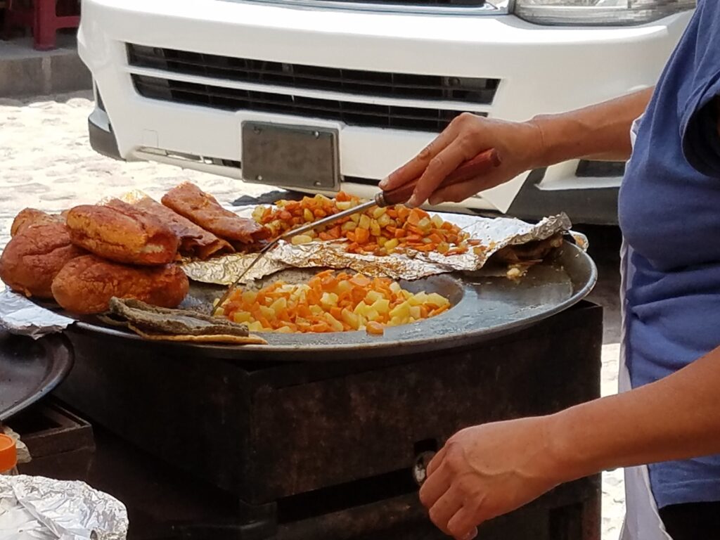 Food vendor in Atotonilco